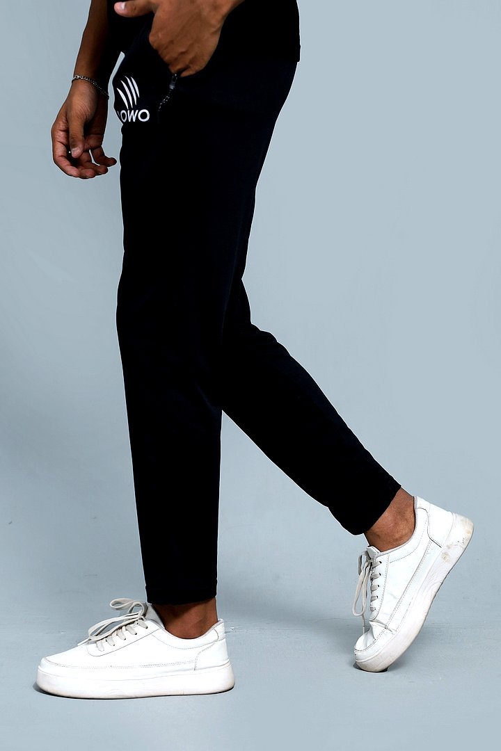 LOWO SleekFit Ultra-Comfortable, All-Black Look Trouser